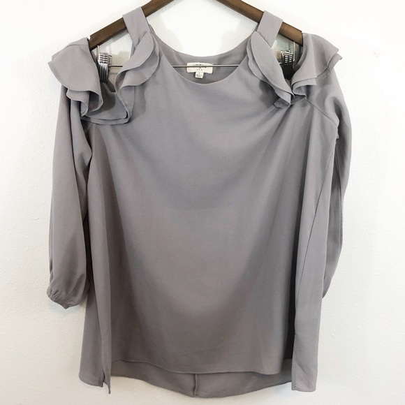 Umgee Tops - Sold Umgee Gray cold shoulder balloon sleeve